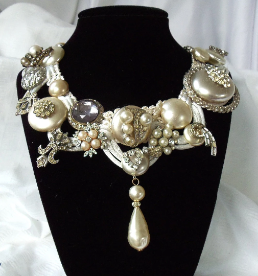 Pearl n Rhinestone Bridal Necklace by Marelle Couture. https://marellecouture.etsy.com  #bridalnecklace #pearlbeadednecklace #weddingjewellery #MarelleCouture